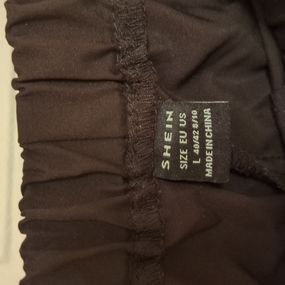 Shein track pants - Picture 4 of 5